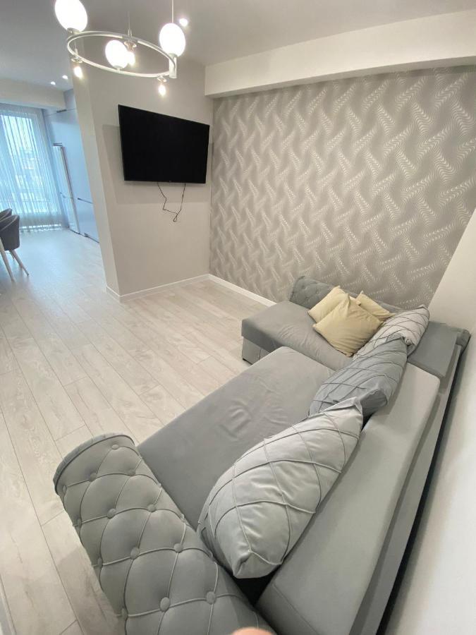 Tourist Grand Ismail Apartments Kisinyov Kültér fotó
